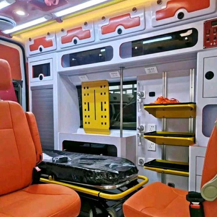 浦口长途救护车护送病人租赁价格